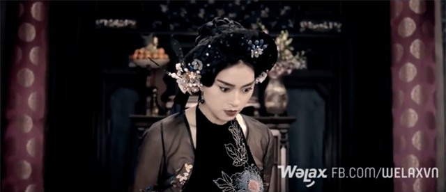 Clip hot hôm nay: Kịch tính đến ngỡ ngàng khi Lan Khuê đáp trả Phạm Hương như trong phim - Ảnh 2.