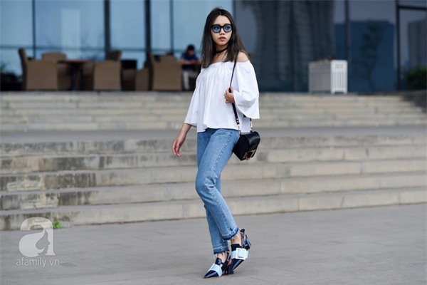 Những thiết kế quần jeans nào đang sốt sình sịch trong hè này?