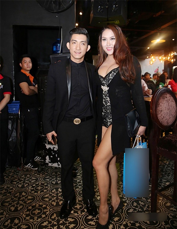 Hồ Ngọc Hà, Mỹ Tâm 'đua nhau' thành thảm họa thời trang