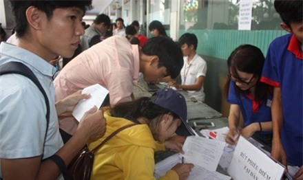 Dang ky tuyen sinh qua mang: Khong co co hoi dang ky lai hinh anh 1