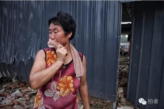 150 người chết vì mưa rơi, người dân Trung Quốc khóc nấc vì tán gia bại sản - Ảnh 18.