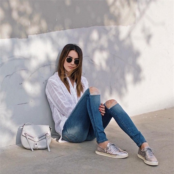 Toàn bộ mỡ bụng sẽ biến mất nhờ 4 chiếc áo hot nhất hè này