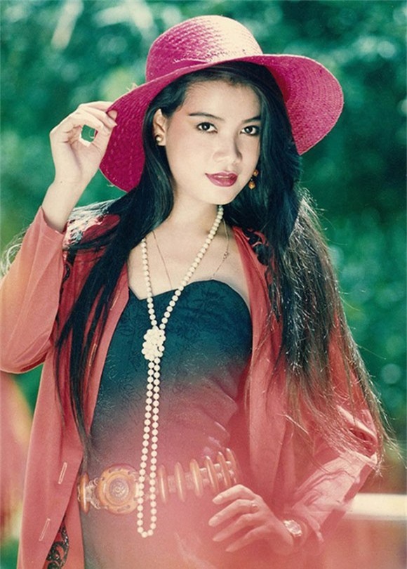 thoi trang sao viet thoi xua: khong dao keo truong ngoc anh van dep 