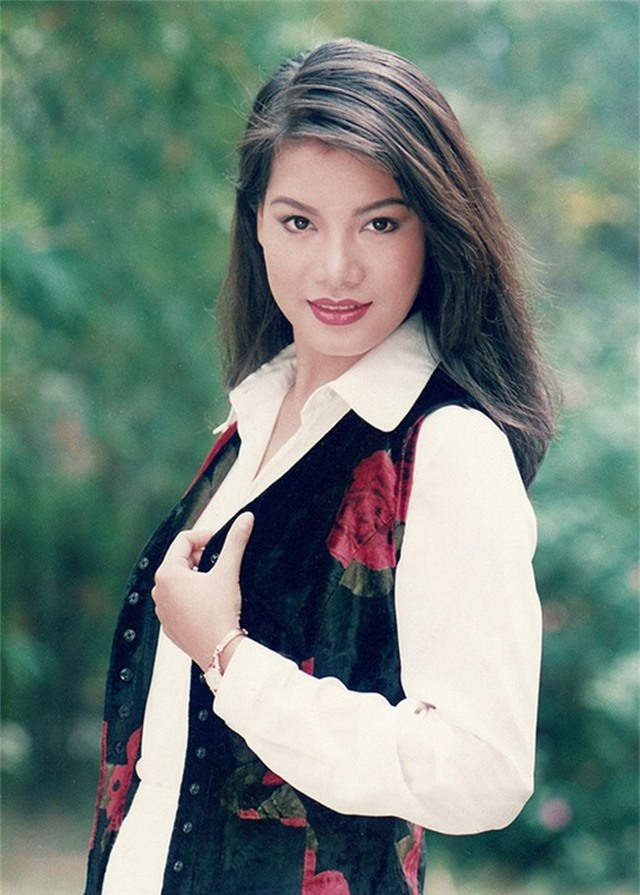 thoi trang sao viet thoi xua: khong dao keo truong ngoc anh van dep 