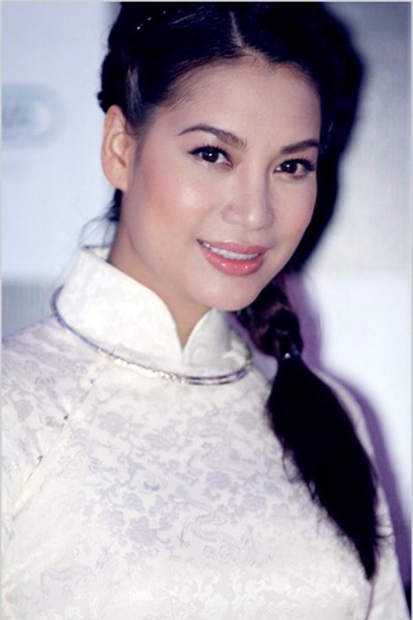 thoi trang sao viet thoi xua: khong dao keo truong ngoc anh van dep