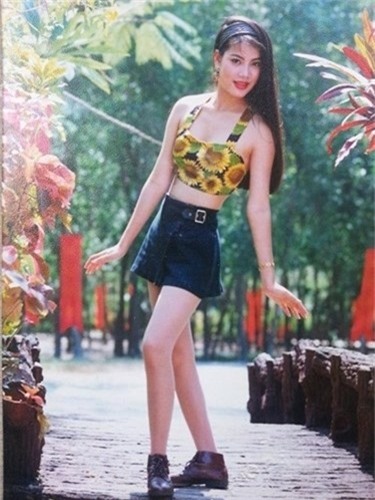 thoi trang sao viet thoi xua: khong dao keo truong ngoc anh van dep