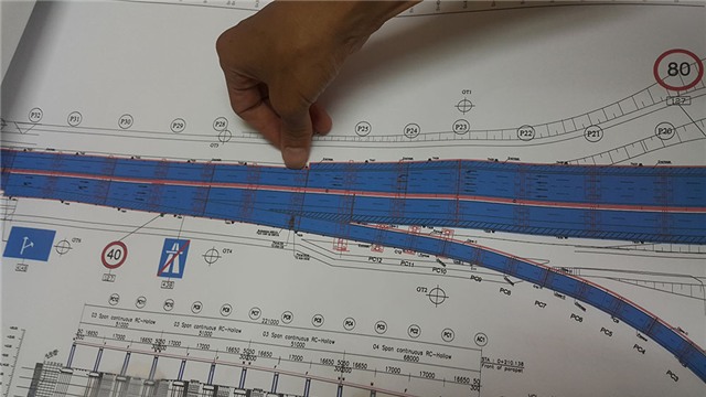 ô tô lao từ đường trên cao, đường vành đai 3, lao từ cầu Thanh Trì, tài xế tử vong khi lao từ đường trên cao