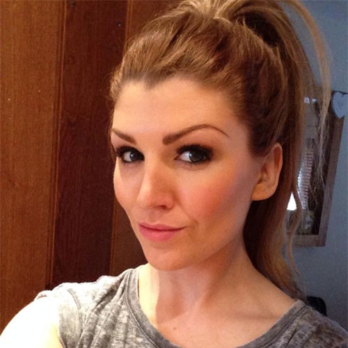 ngam co vo xinh nhu mong cua tien ve joe allen hinh anh 4