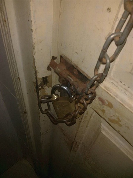 benh nhan phai dong truoc 220 nghin moi duoc di ve sinh o benh vien - 4