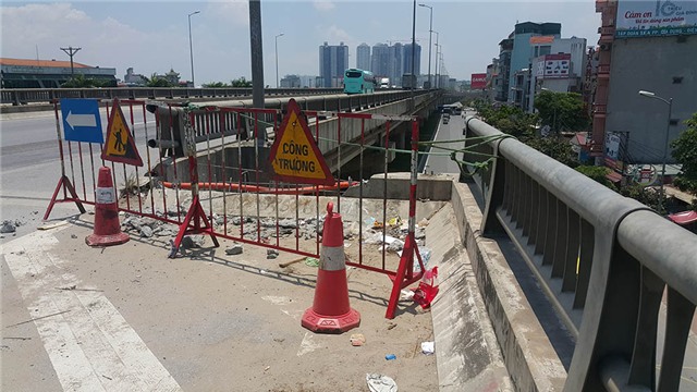 lao xuống từ đường trên cao, góc cụt đường trên cao, đường vành đai 3, Pháp Vân