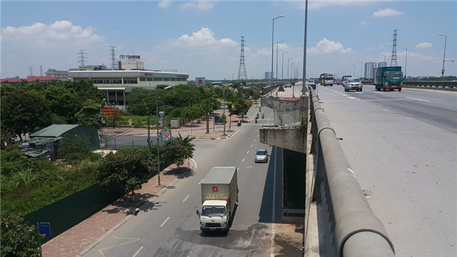 lao xuống từ đường trên cao, góc cụt đường trên cao, đường vành đai 3, Pháp Vân