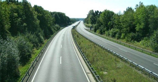 Ngân hàng trung quốc, vay 300 triệu usd, cao tốc vân đồn – móng cái, bộ kế hoạch và đầu tư, bộ giao thông vận tải,