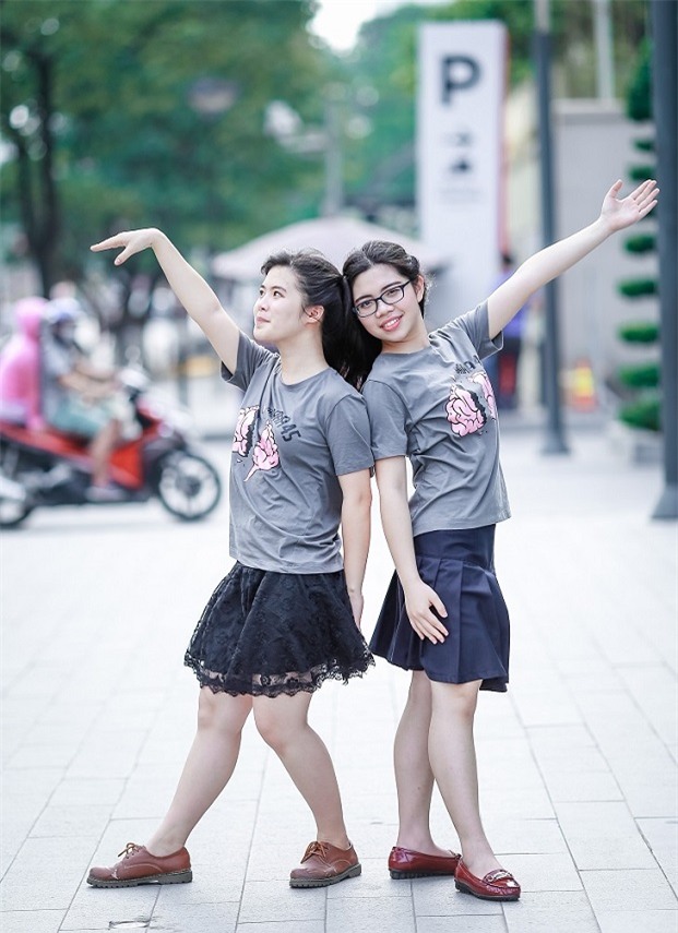 tra cứu điểm thi THPT quốc gia 2016, thủ khoa 2016, thủ khoa năm 2016, thủ khoa đại học, Nguyễn Thu Trang, THPT Chuyên Ngoại ngữ, ĐH Ngoại ngữ, ĐH Quốc gia Hà Nội