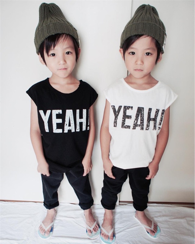 Hai anh em sinh đôi chỉ mới 5 tuổi này đang làm mưa làm gió Instagram vì quá dễ thương! - Ảnh 1.