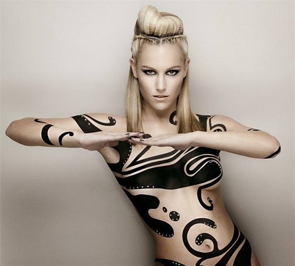 10 WAGs nong bong nhat Premier League mua 2016/17 hinh anh 8