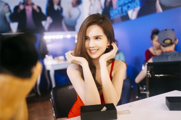 ngọc trinh kỳ phùng địch thủ 3