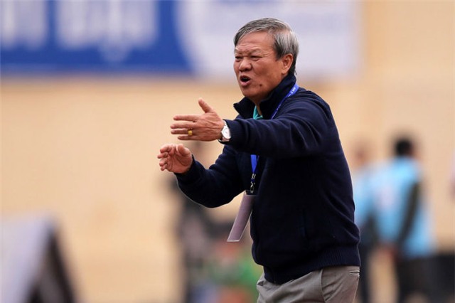 v.league va chuyen