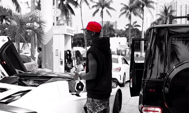 Paul Pogba, Mino Raiola, Juventus, MU, tin chuyển nhượng