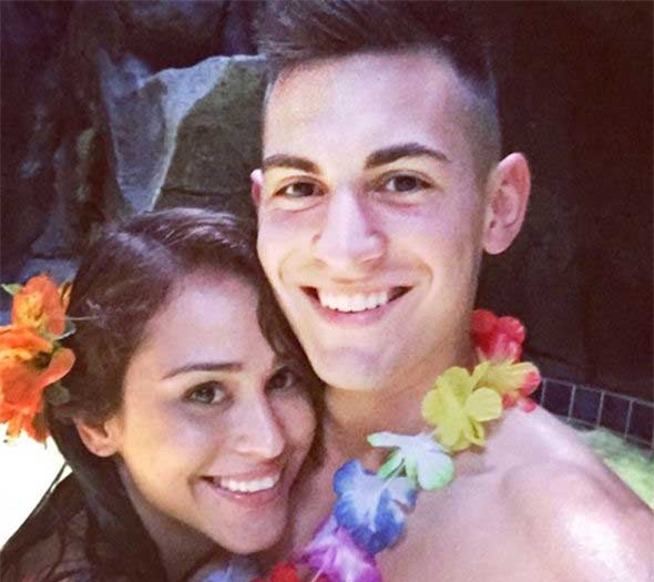 MC khêu gợi, MC thời tiết, thể hình chuẩn, body hot