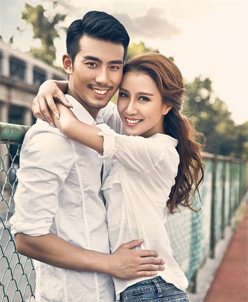 khong dam cuoi vi so ban trai “yeu” qua - 1