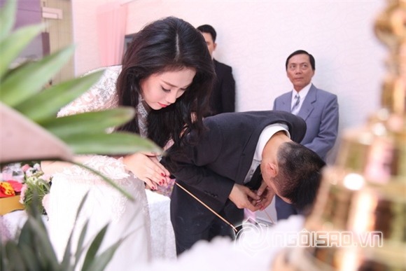 Hoa hậu Thu Vũ đính hôn 3
