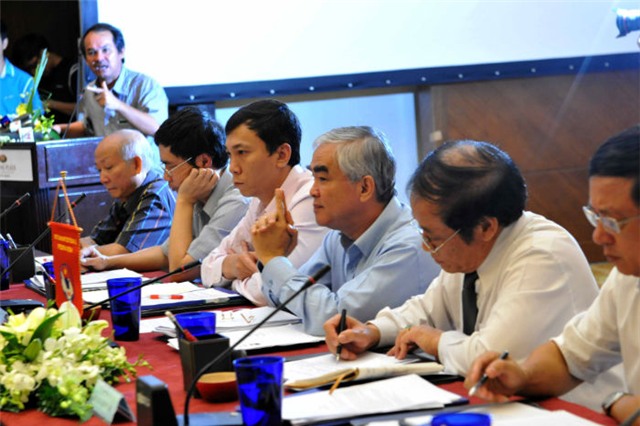 chu tich le hung dung phan doi chuyen vpf di “du hoc” duc hinh anh 1