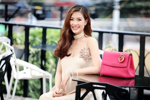4 a hau viet chon cuoc song yen phan sau khi lay chong giau - 8