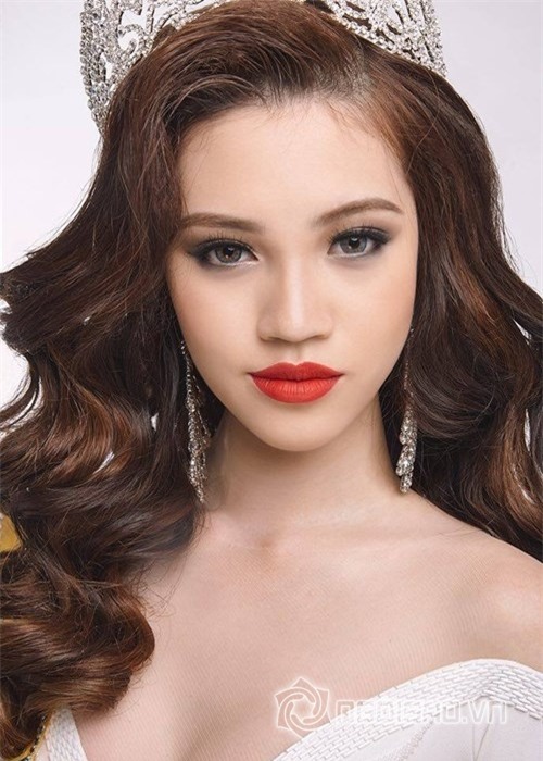 jolienguyen-1-ngoisao 1