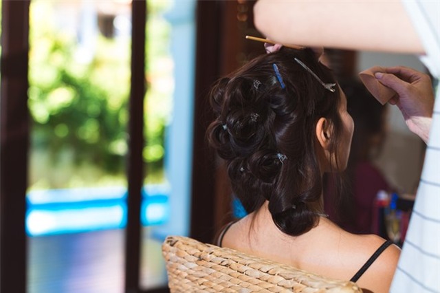 Khong gian tiec cuoi tren bai bien cua Ha Anh va chong Tay hinh anh 7