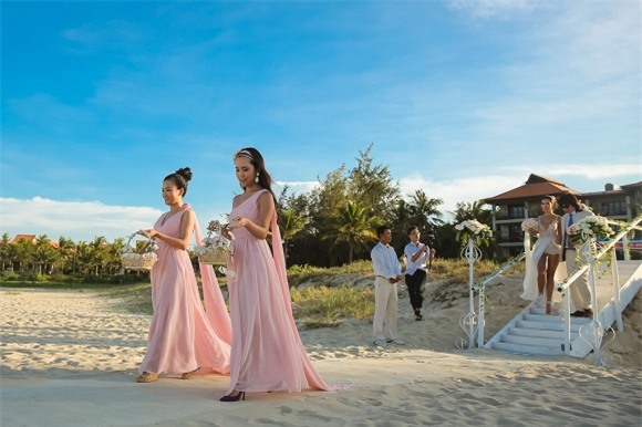 dam-cuoi-ha-anh-21-ngoisao.vn.jpg 5