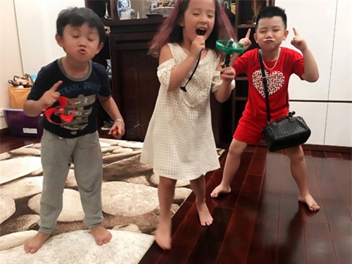 day la li do vo chong hong dang duoc khen het loi vi nuoi con xinh, day con kheo - 4