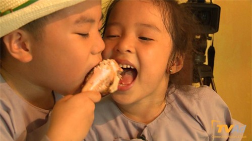 day la li do vo chong hong dang duoc khen het loi vi nuoi con xinh, day con kheo - 8