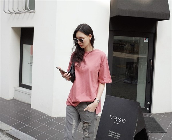 Áo phông cổ điển