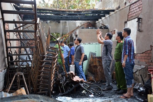 cháy nhà, tử vong, 6 người trong gia đình, hỏa hoạn, cà mau