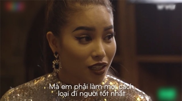 Phạm Hương luôn bị Hà Hồ dắt mũi tại The Face - Ảnh 4.