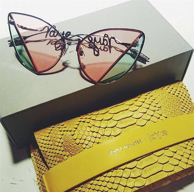 Cuộc sống toàn đồ hiệu sang chảnh, nhiều người mơ của Tóc Tiên - Ảnh 5.