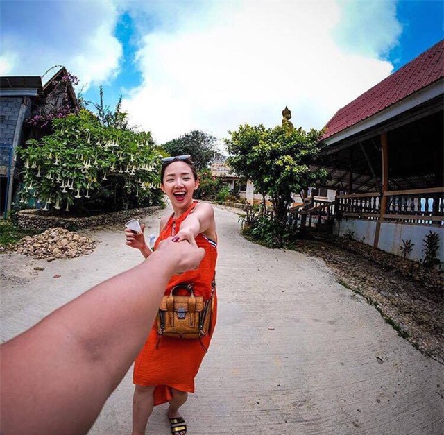 Cuộc sống toàn đồ hiệu sang chảnh, nhiều người mơ của Tóc Tiên - Ảnh 13.