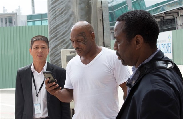 Mike Tyson da co mat o TP HCM dong phim cung Tran Bao Son hinh anh 7