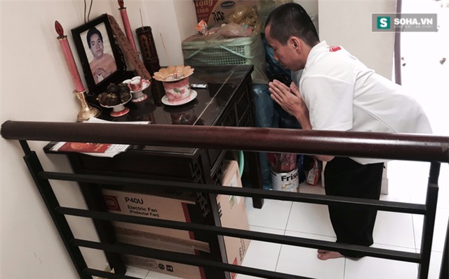 Tiết lộ chấn động và đau đớn về tình mẫu tử của người em trong ca song sinh nổi tiếng VN - Ảnh 1.