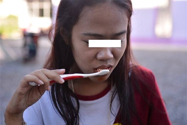 Man chao don tan sinh vien gay bat binh tai Thai Lan hinh anh 8