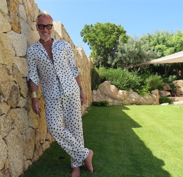 Người đàn ông 49 tuổi khiến cả thế giới kinh ngạc bởi thân hình quyến rũ, tràn đầy năng lượng - Ảnh 9.