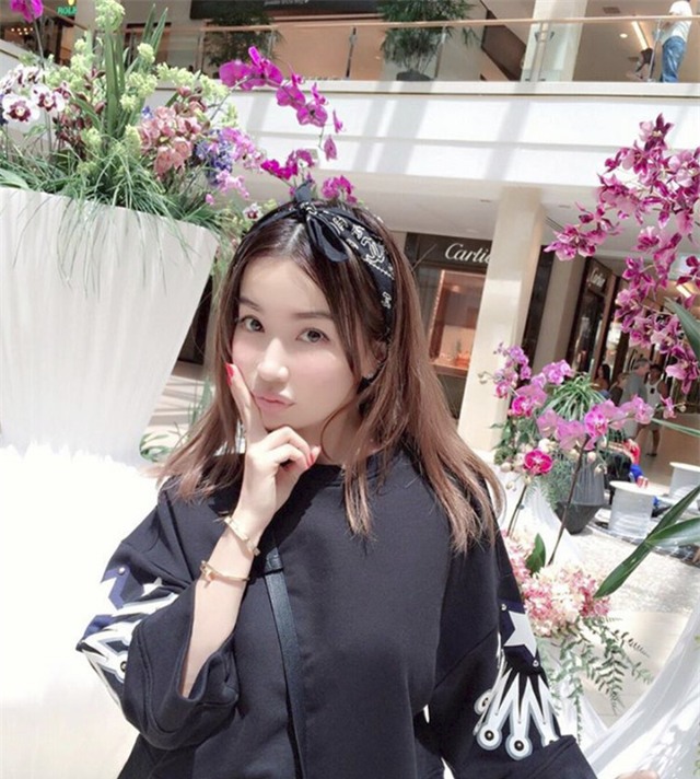 Không ai có thể tin được người mẫu Nhật này đã 45 tuổi - Ảnh 12.