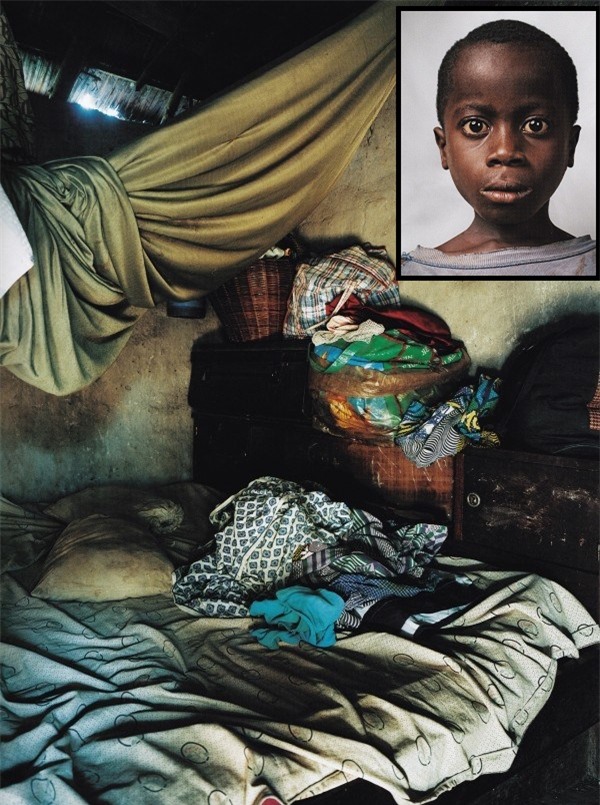 Cảnh sống đối lập chua chát gói gọn trong góc phòng ngủ của những đứa trẻ - Ảnh 7.