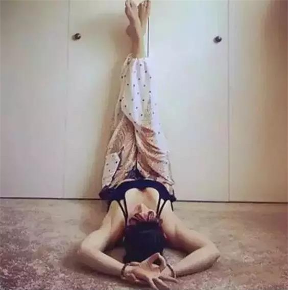 Dựa chân vào tường: Bài tập thể dục đang tạo sóng khắp thế giới - Ảnh 6.