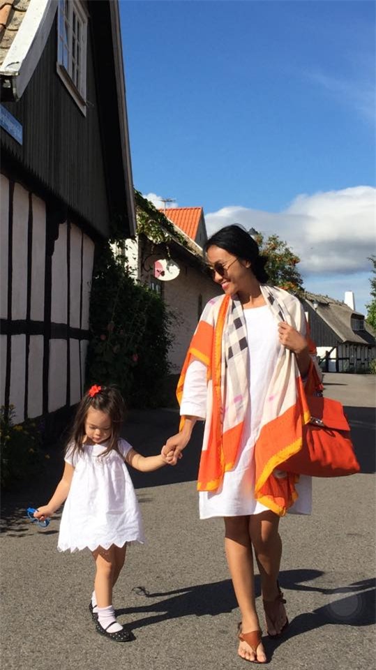 mẹ con đoan trang 11