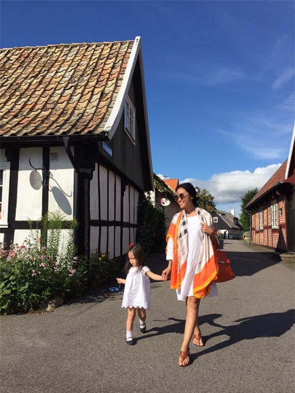 mẹ con đoan trang 13