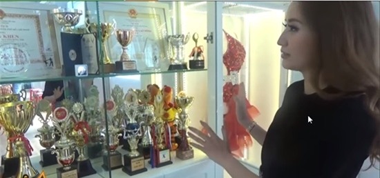 Khánh Thi, Nữ hoàng Dancesport, Bước nhảy hoàn vũ, Phan hiển