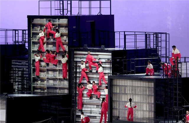 Phao hoa, ky xao anh sang ruc ro dem khai mac Olympics Rio hinh anh 12