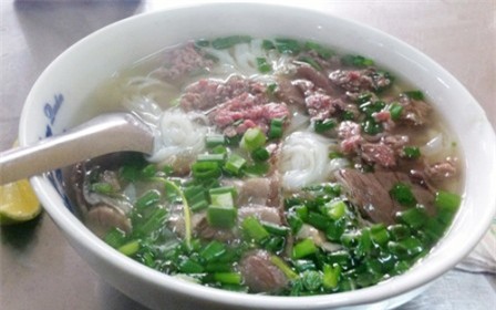 Tô phở, sân bay, thu phí, Nội Bài, Tân Sơn Nhất, chặt chém, bát phở, khách hàng, máy bay,