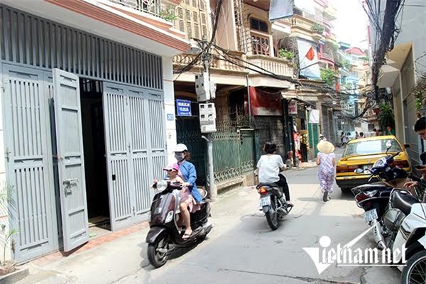 nhà nghiêng như tháp Pisa